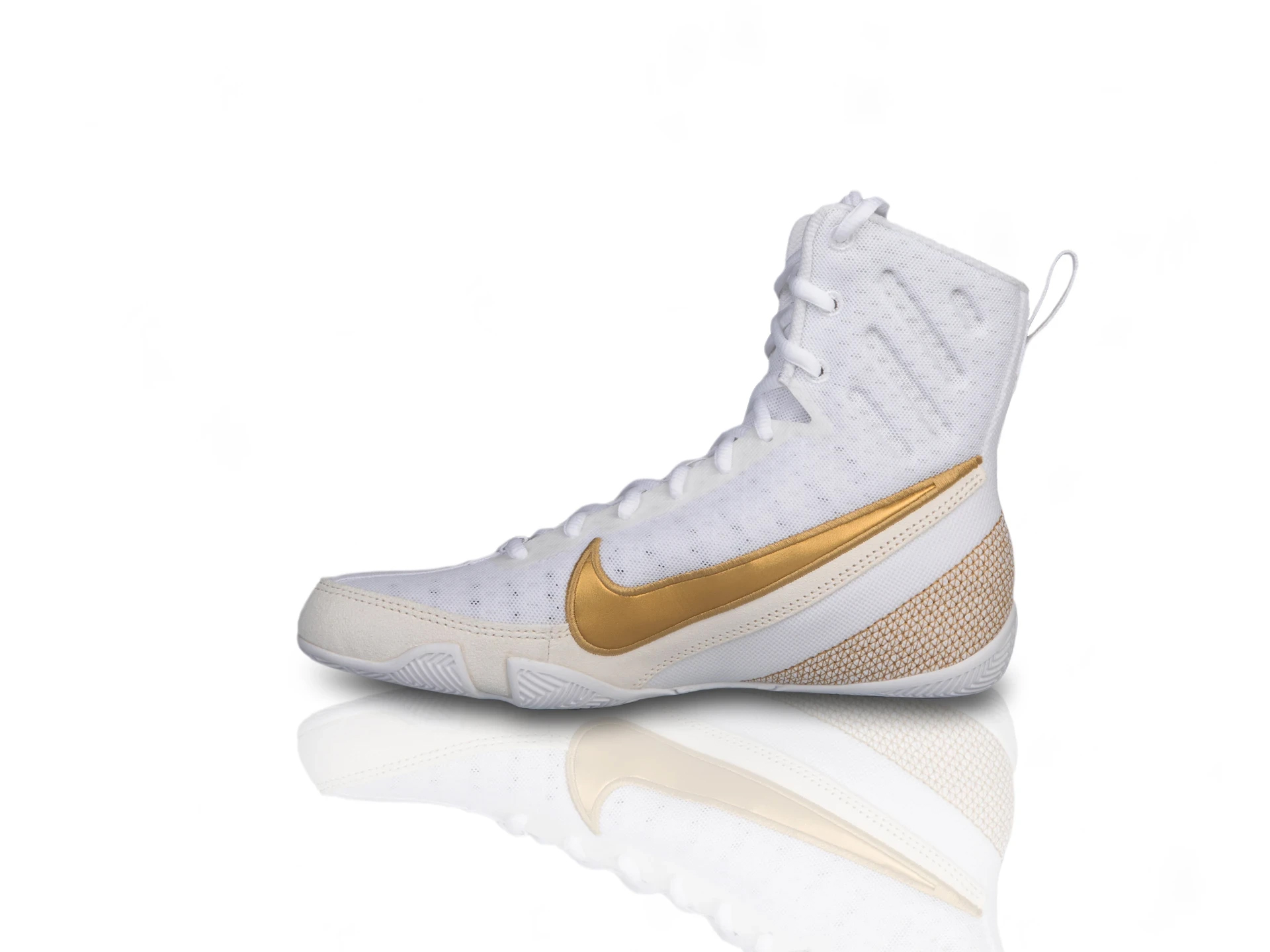 Обувки за бокс Nike Machomai 3 White/Gold
